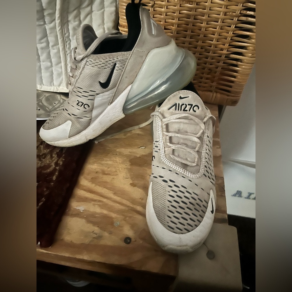 Nike Air Max 270 Womens